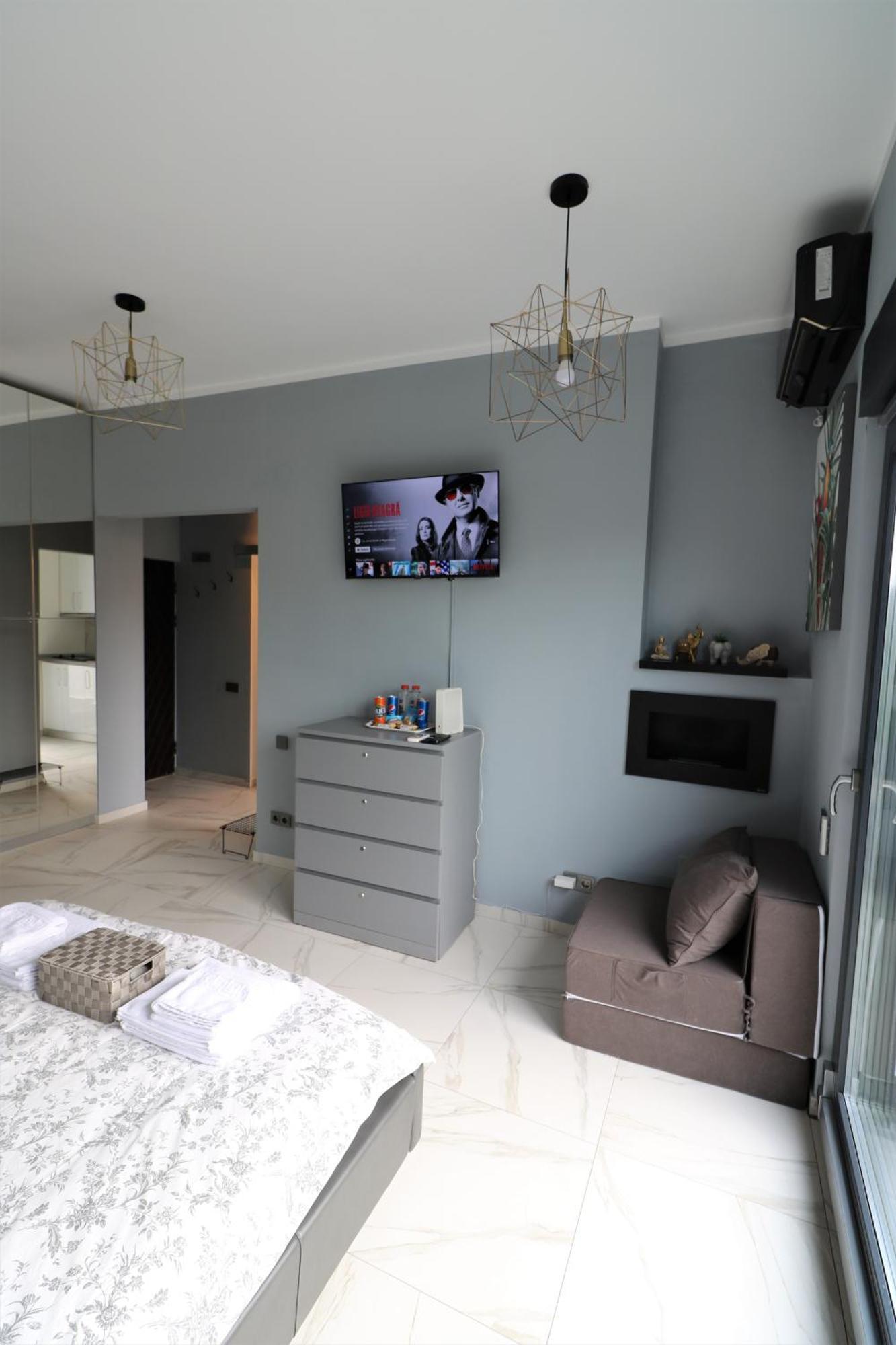 Deluxe Skyline Retreat Studio - Old Town Bükreş Dış mekan fotoğraf