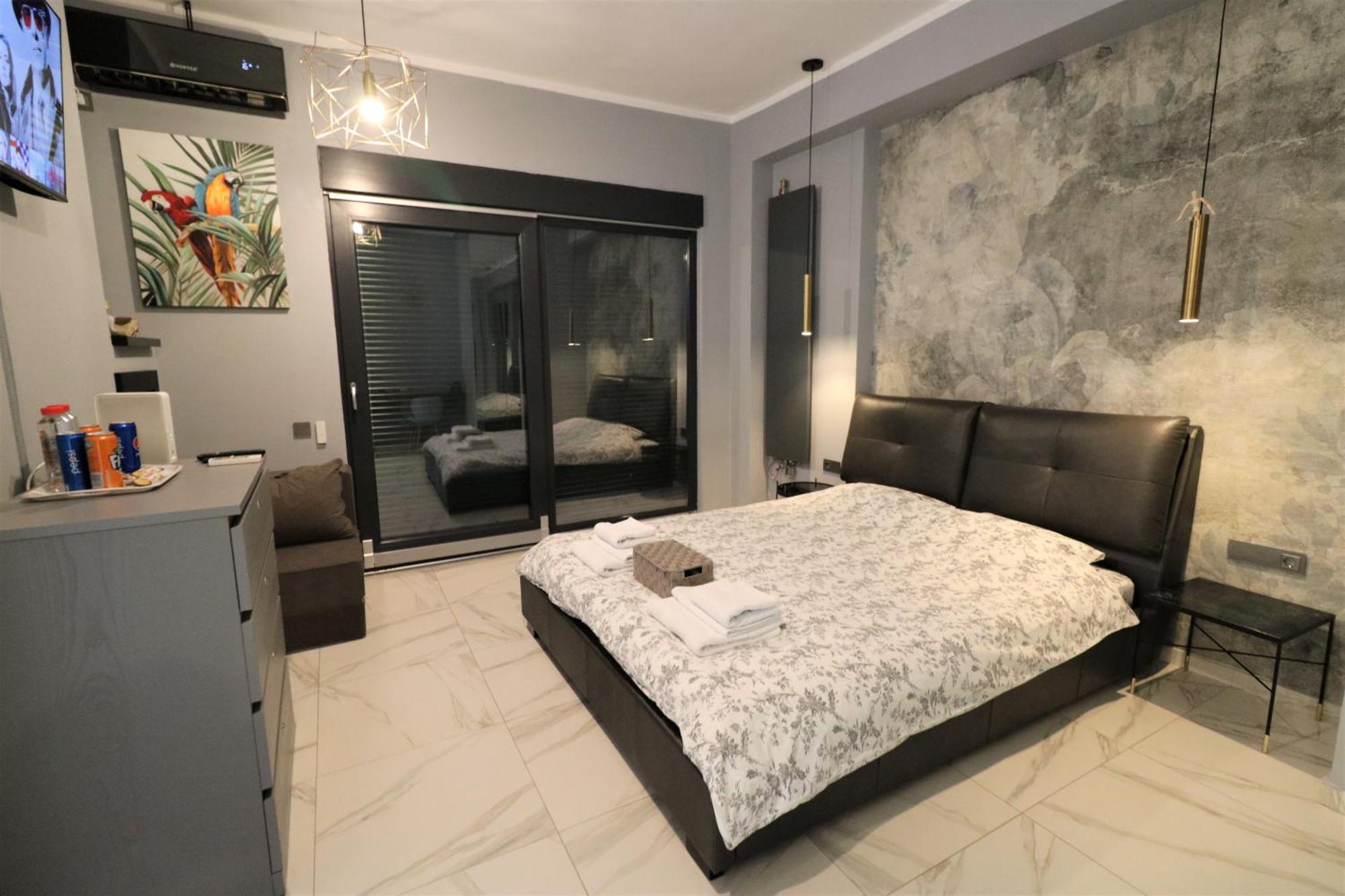Deluxe Skyline Retreat Studio - Old Town Bükreş Dış mekan fotoğraf