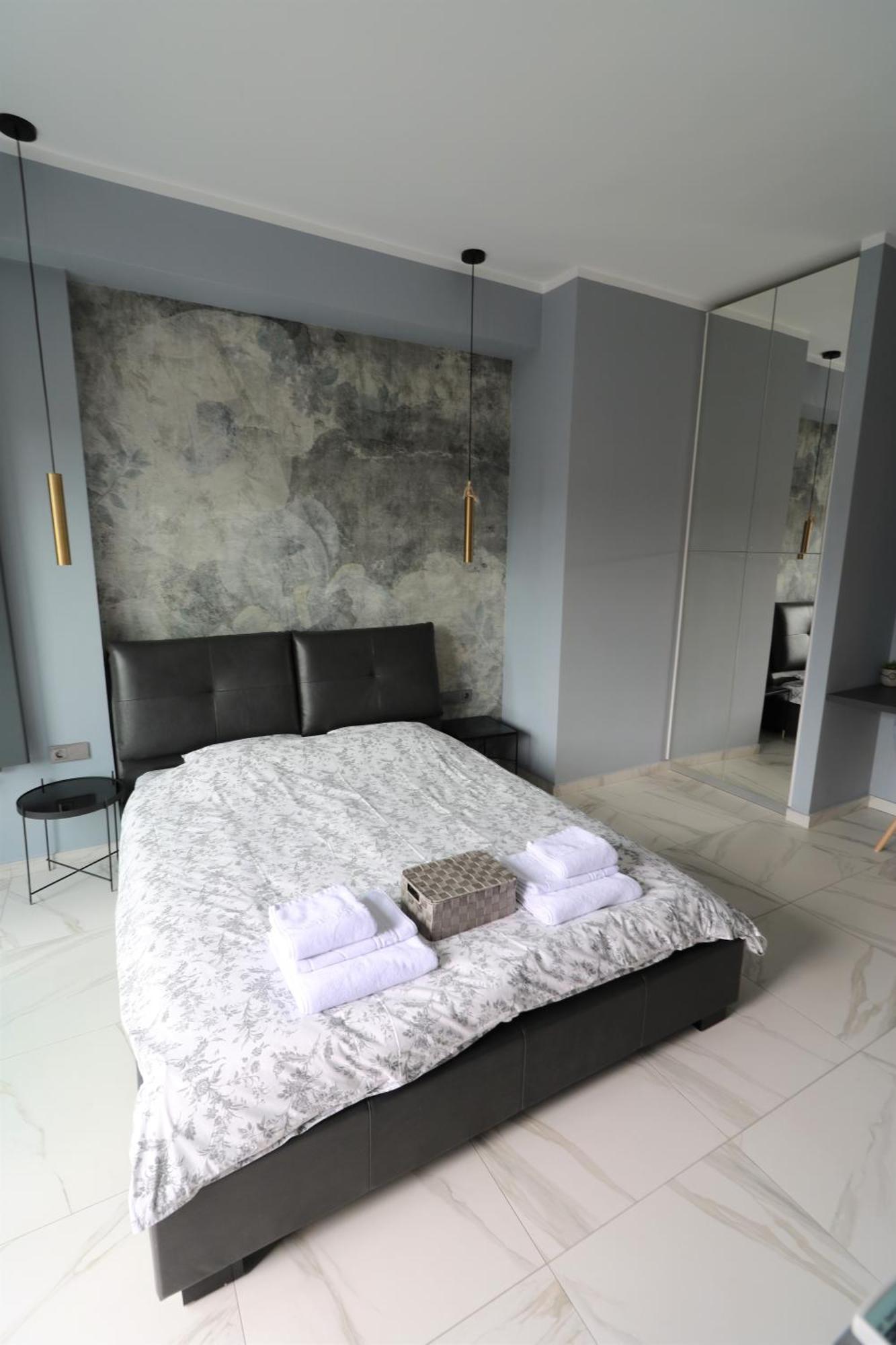 Deluxe Skyline Retreat Studio - Old Town Bükreş Dış mekan fotoğraf