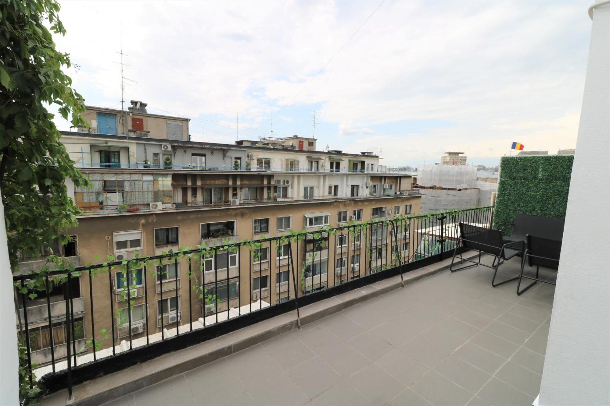 Deluxe Skyline Retreat Studio - Old Town Bükreş Dış mekan fotoğraf